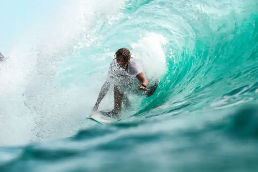 Les bienfaits du CBD pour les surfeurs : sommeil, anxiété et douleur
