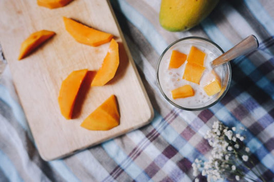 sliced mango